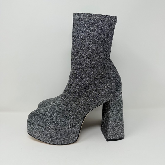 New Larroude Dolly Stretch Boot in Silver Sz US 8 - Picture 5 of 11